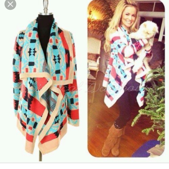 Aztec sweater cardigan aso Emily Maynard - Picture 3 of 3